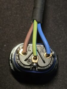 Branchement connecteur solaire Hoymiles BC05